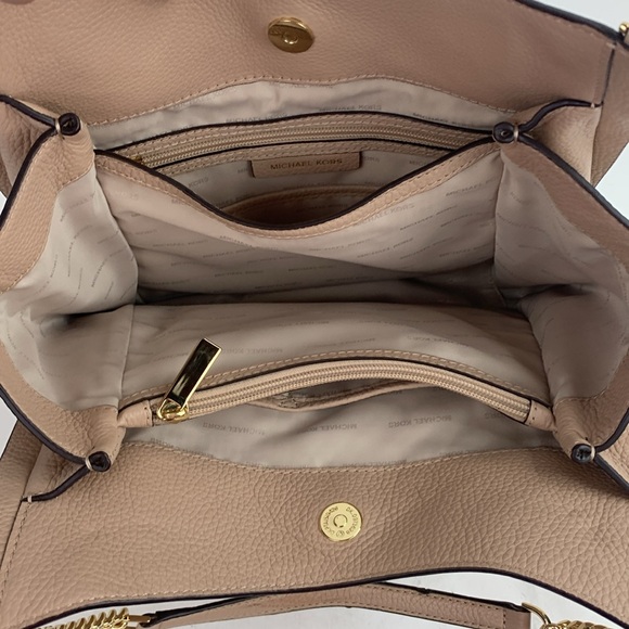 Michael Kors Newbury Soft nude Leather Shoulder Tote Handbag Gold Chain New NWOT - Picture 10 of 16